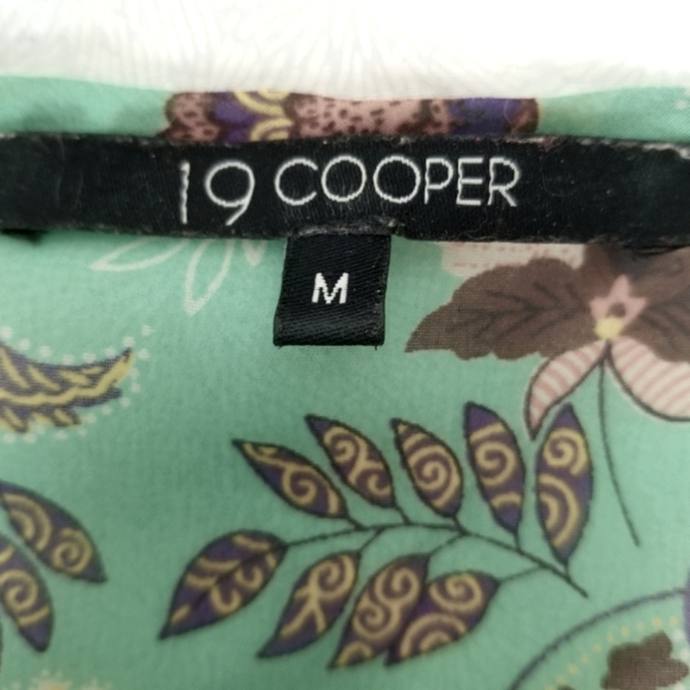 19 Cooper green sheer tunic floral v-neck 3/4 tab sleeves fairy girl coquette M - Picture 7 of 8